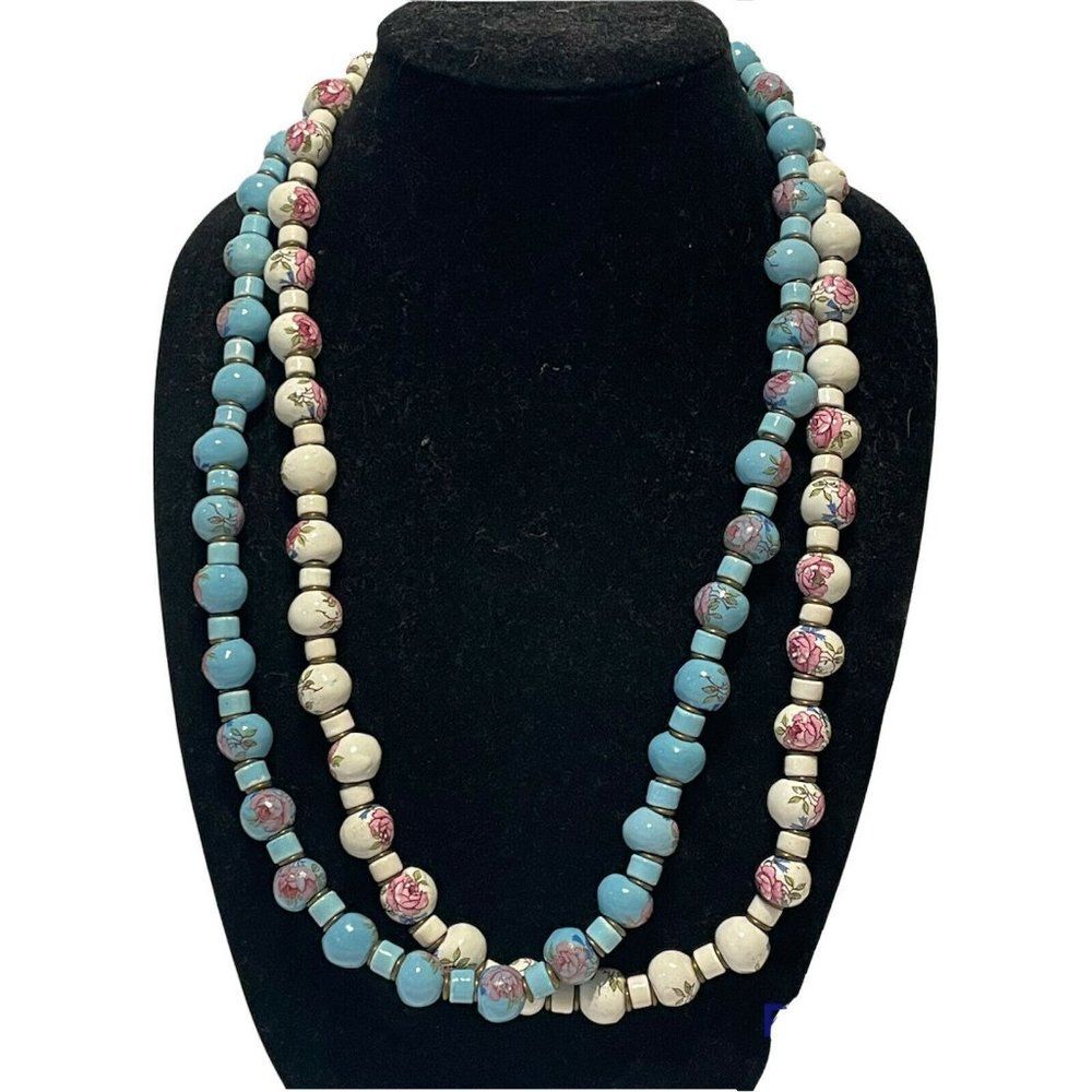 Vintage Pink Rose Flowered Porcelain Transfer Beaded Necklace Blue White Barrel